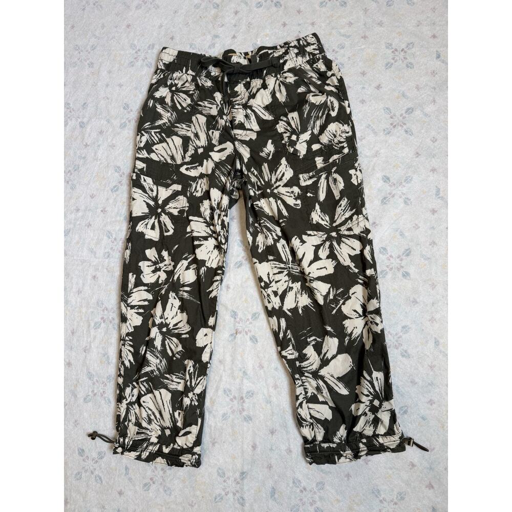 Democracy Women’s Pants 8 Cropped Pull On Olive & Cream Flowers Bungee At Ankles